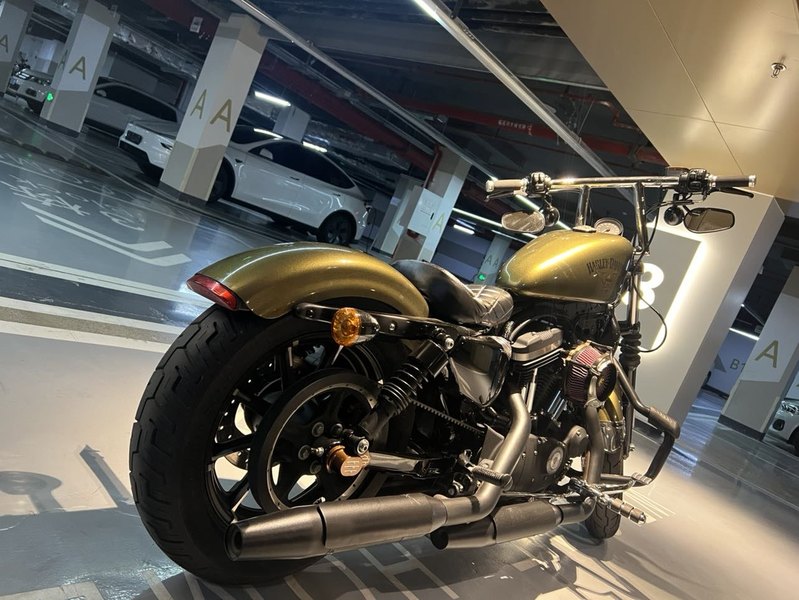 二手哈雷戴维森Iron883 硬汉