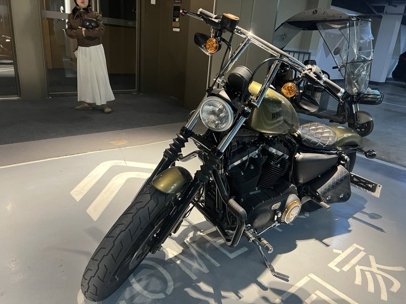 二手哈雷戴维森Iron883 硬汉