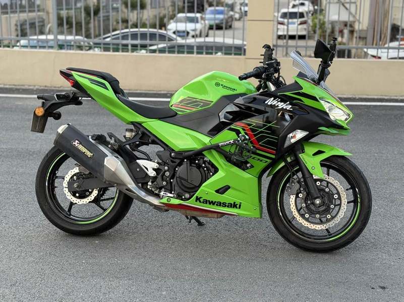 二手川崎Ninja 400