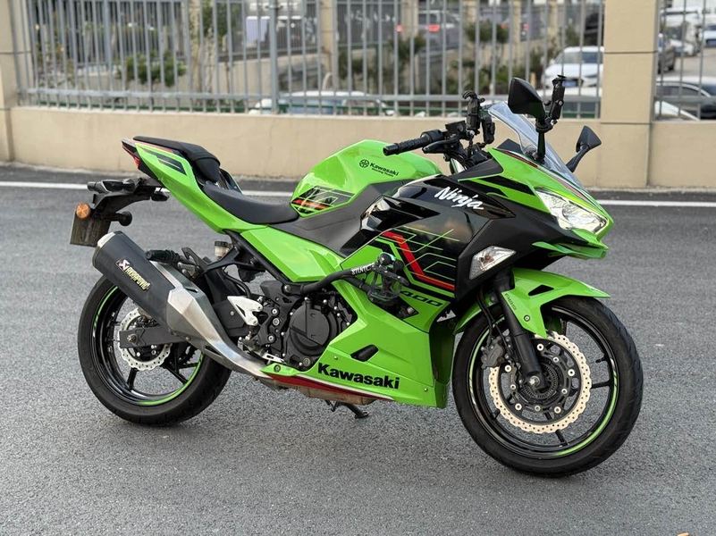 二手川崎Ninja 400