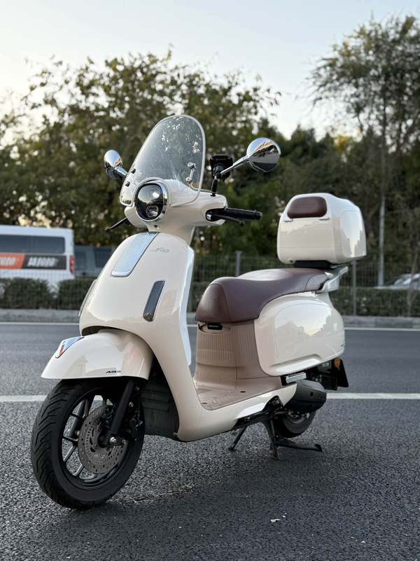 二手五羊本田NWF125