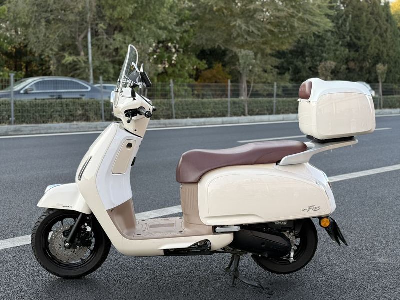 二手五羊本田NWF125