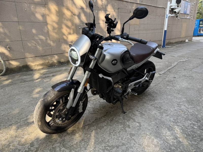 二手QJMOTOR逸550