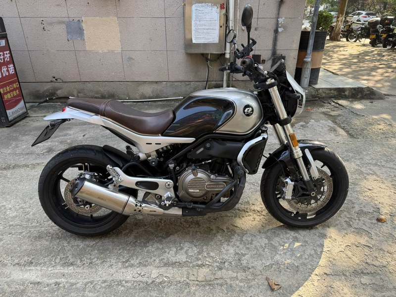 二手QJMOTOR逸550