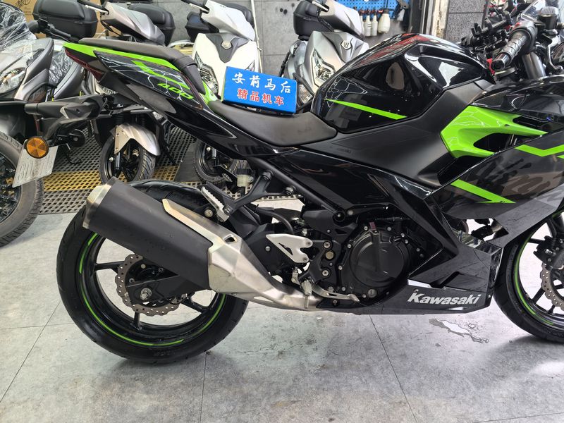 二手川崎Ninja 400