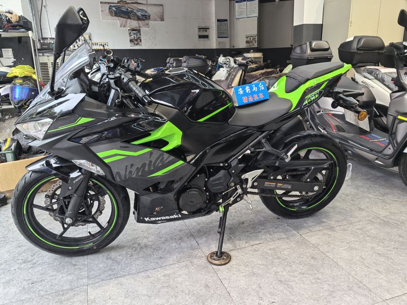 二手川崎Ninja 400