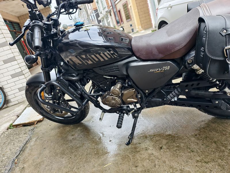 二手QJMOTOR闪250