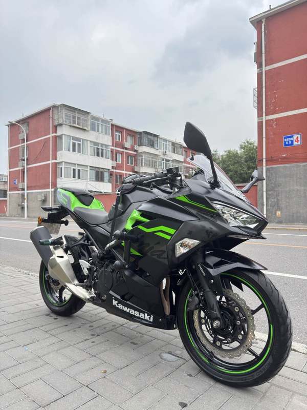 二手川崎Ninja 400