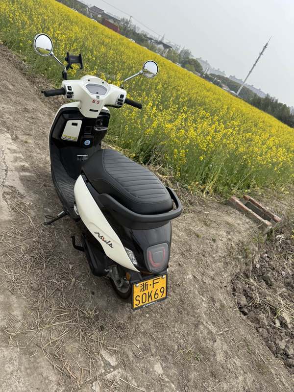 二手新大洲本田NS125LA