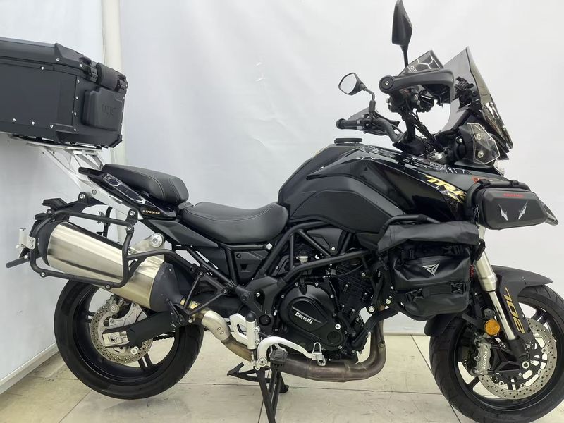 二手贝纳利TRK702