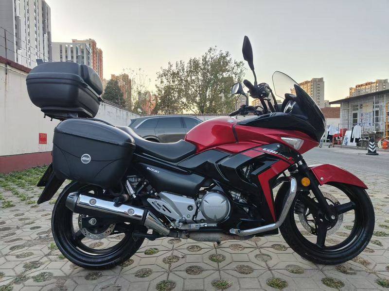 二手豪爵铃木骊驰 GW 250F