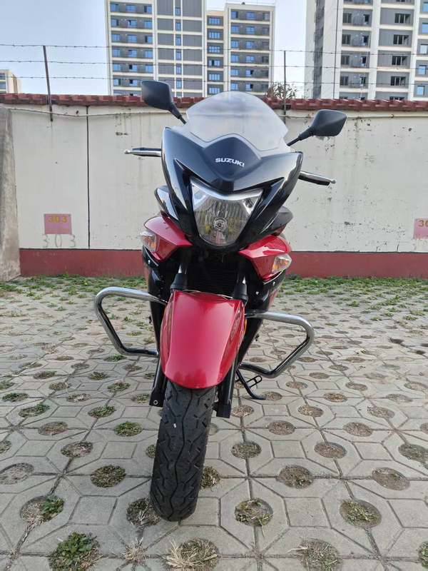 二手豪爵铃木骊驰 GW 250F