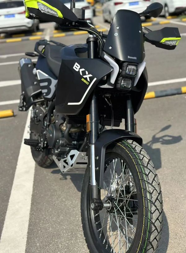 二手贝纳利BKX250