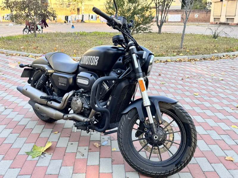 二手QJMOTOR闪300