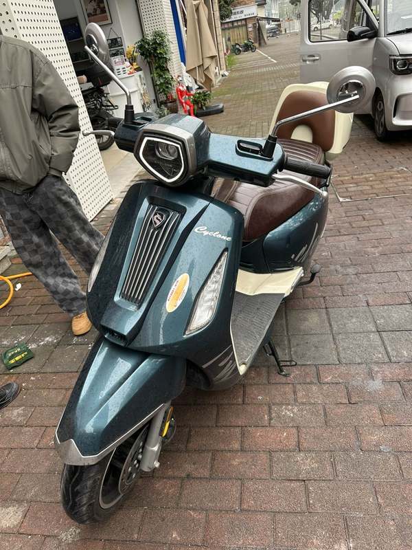 二手赛科龙RT150E 米兰