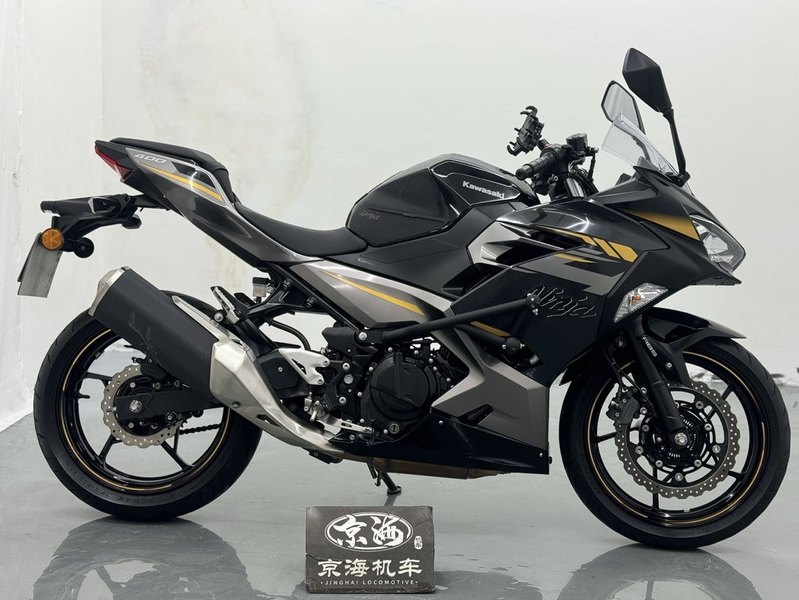 二手川崎Ninja 400
