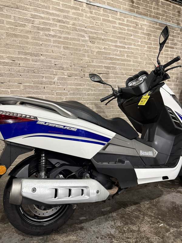 二手贝纳利银刃 BJ250T-8