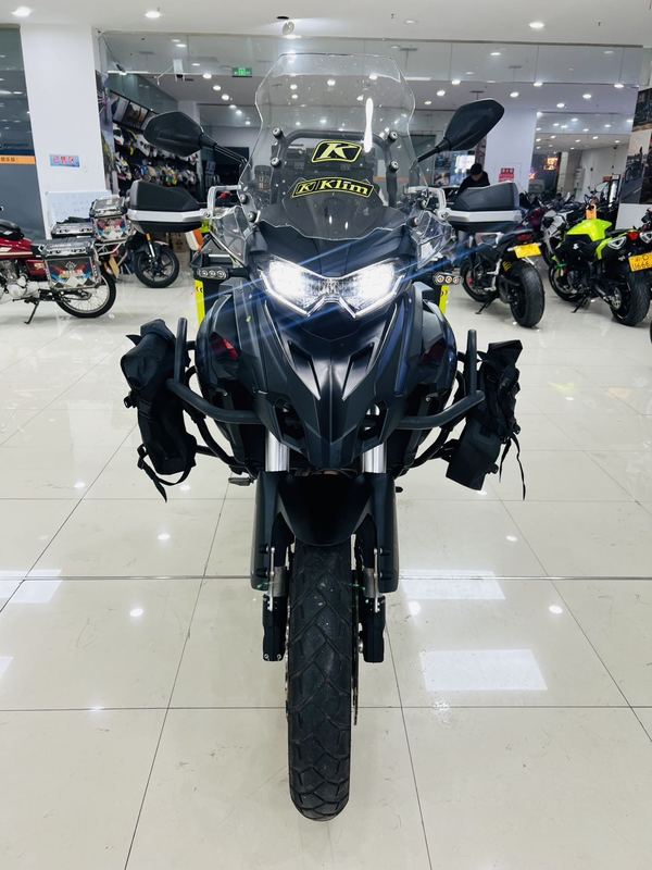 二手贝纳利TRK552