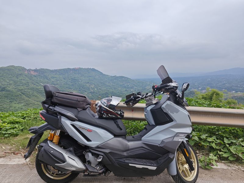 二手三阳哈士奇 Husky ADV300