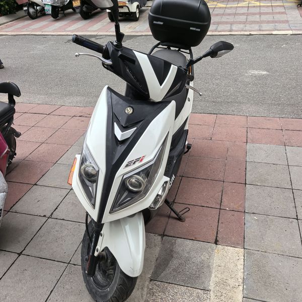 二手三阳小钢侠 CROX