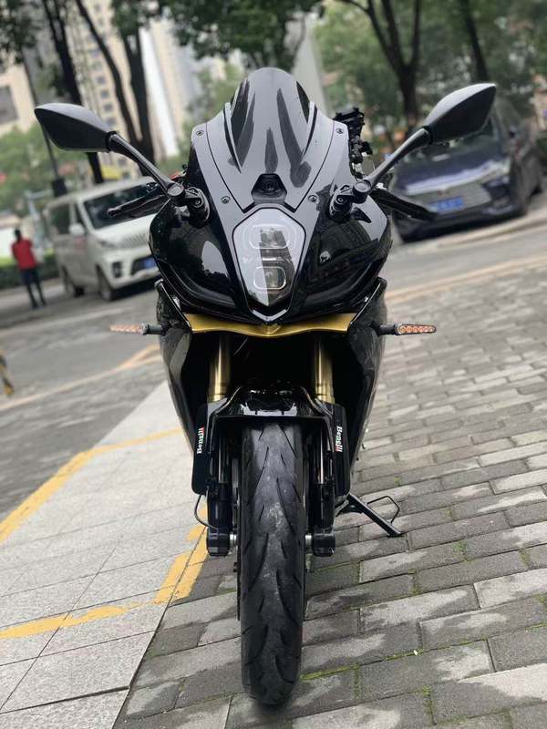 二手贝纳利龙卷风 Tornado 402R