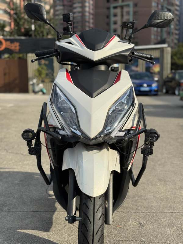 二手新大洲本田裂行 RX125Fi