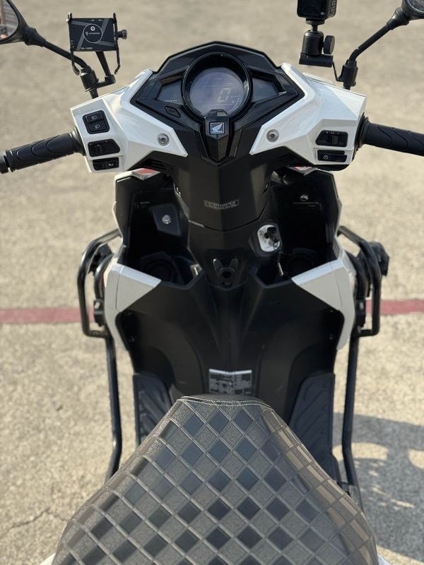 二手新大洲本田裂行 RX125Fi