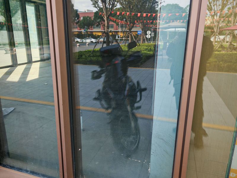 二手贝纳利金鹏 TRK251