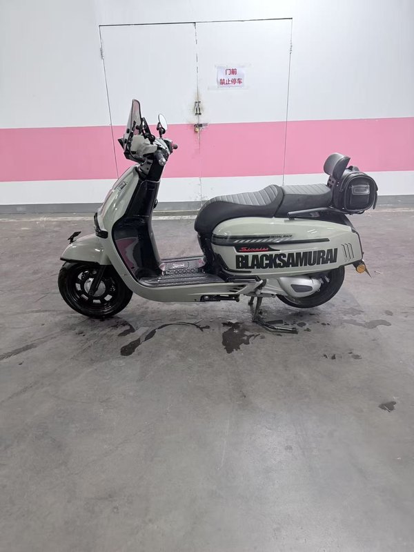 二手维多利亚Sixties 250Si