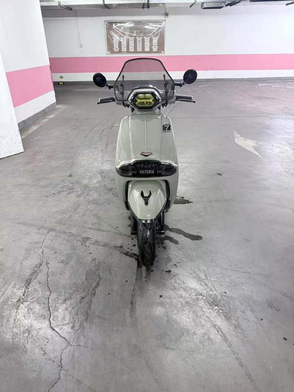 二手维多利亚Sixties 250Si