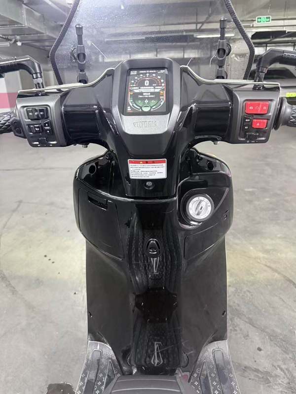 二手维多利亚Sixties 250Si