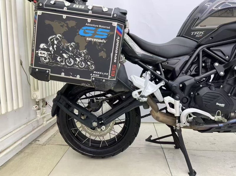 二手贝纳利金鹏 TRK502