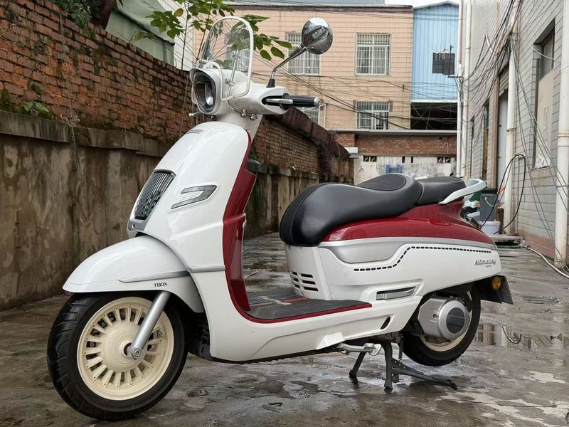 二手南方梦拉丽莎 飞戈