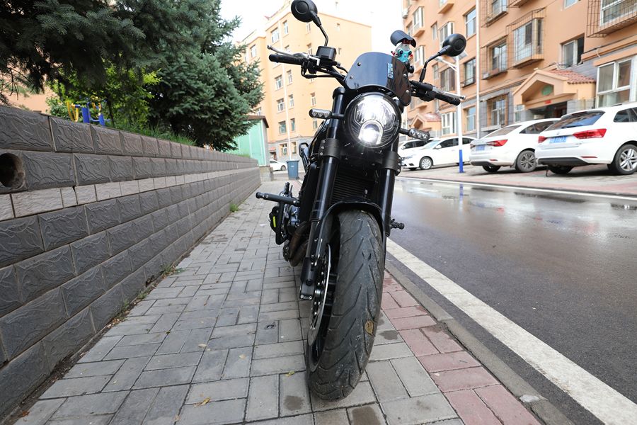 二手贝纳利幼狮 Leoncino 500