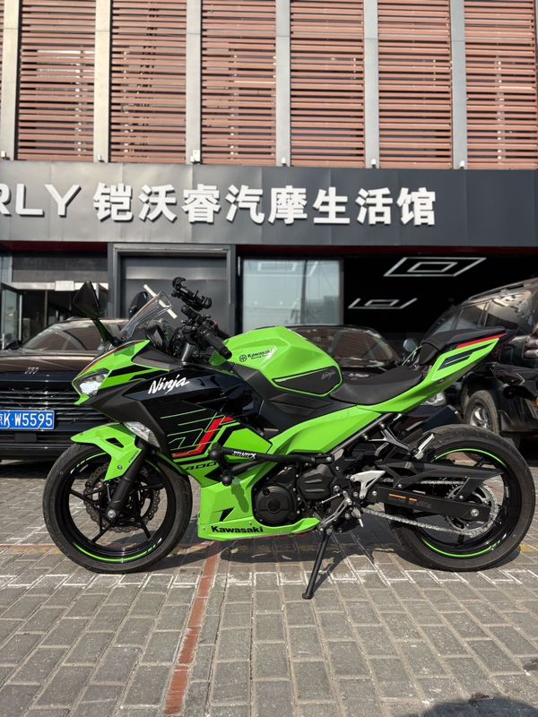 二手川崎Ninja 400