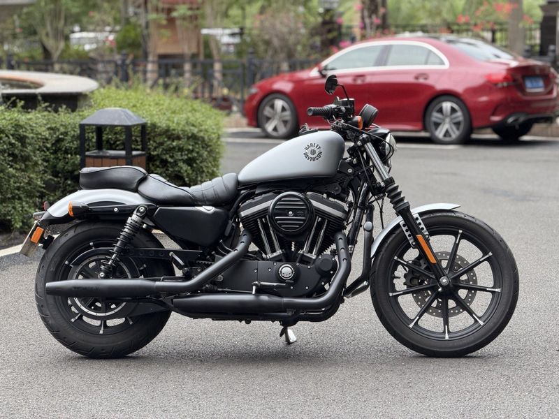 二手哈雷戴维森Iron883 硬汉