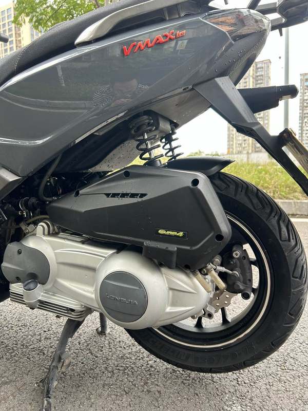 二手龙嘉VMAX ie300