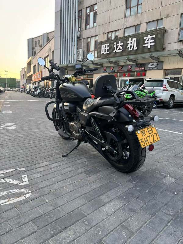二手QJMOTOR闪300