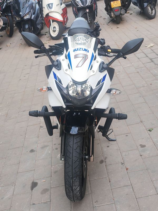 二手豪爵铃木GSX250R