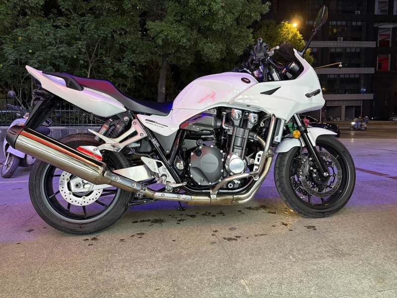 二手本田CB1300 Super Bol D'or