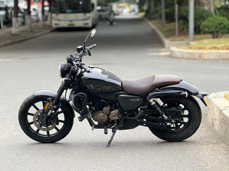 二手QJMOTOR闪250