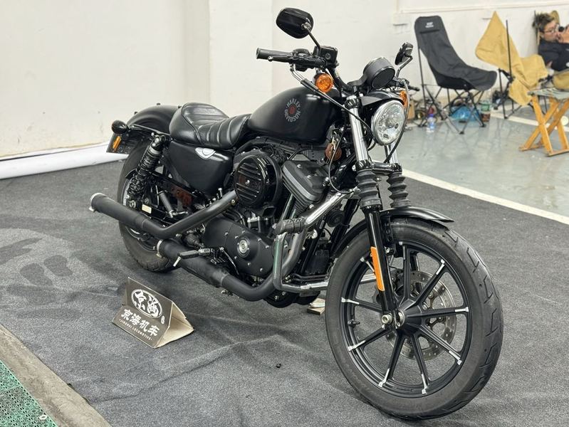 二手哈雷戴维森Iron883 硬汉