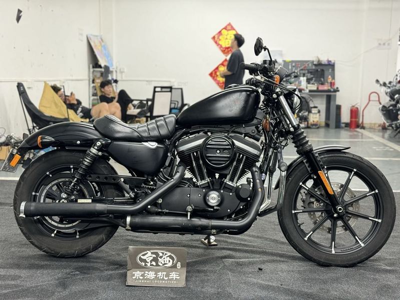 二手哈雷戴维森Iron883 硬汉