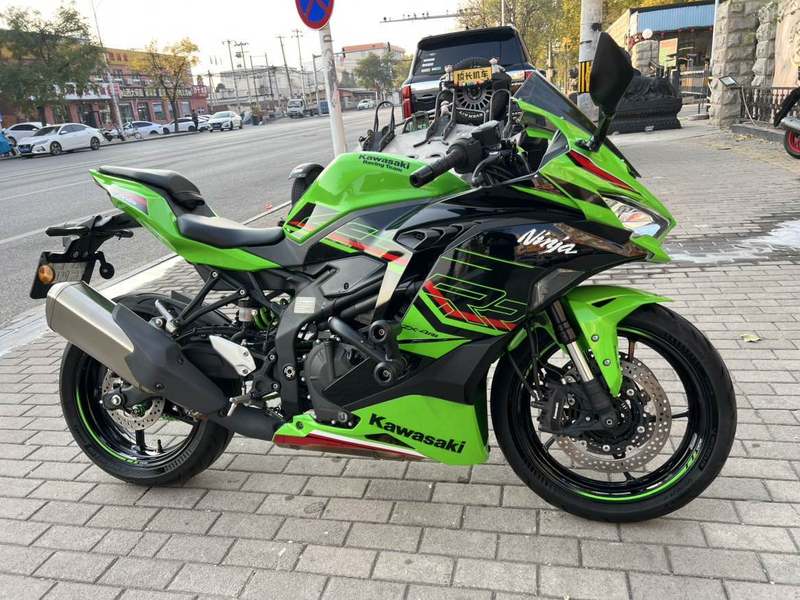 二手川崎ZX-4R