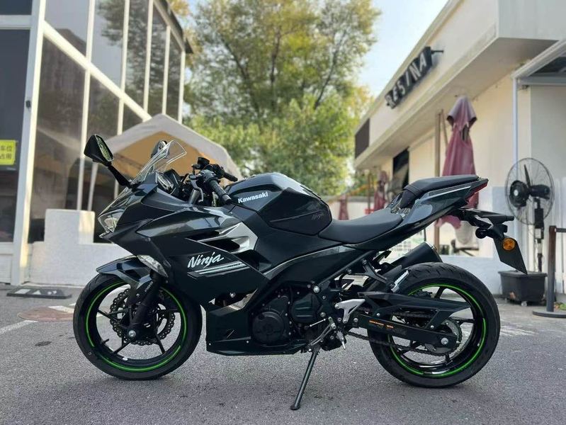 二手川崎Ninja 400