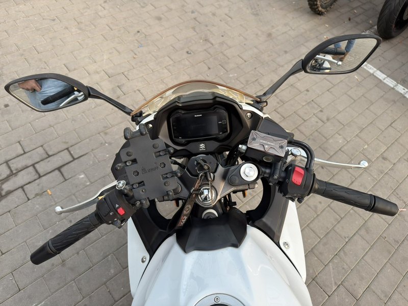 二手豪爵铃木GSX250R