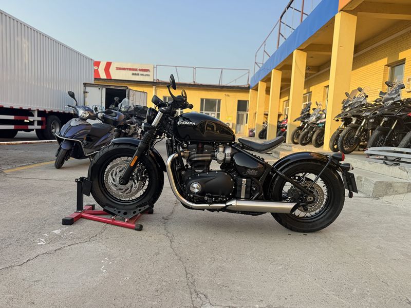 二手凯旋Bonneville Bobber