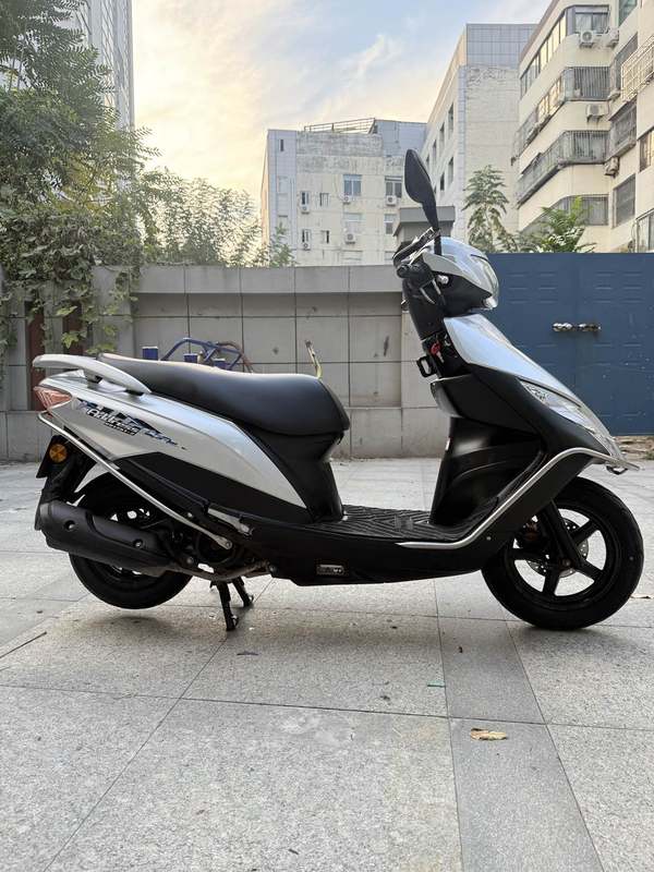 二手济南铃木优友 UU125i