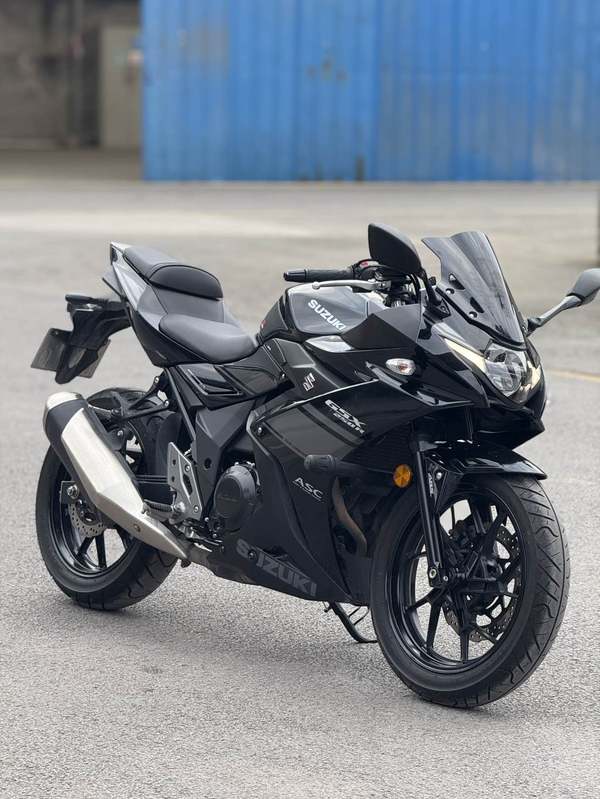 二手豪爵铃木GSX250R