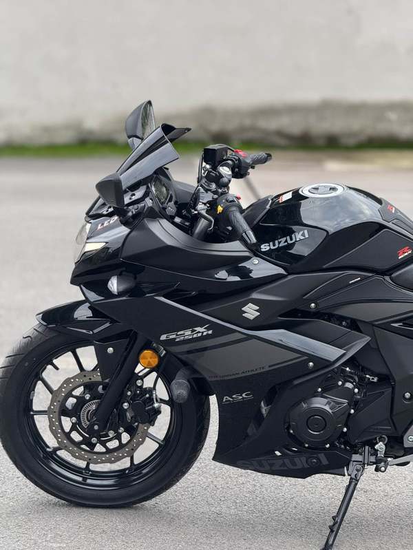 二手豪爵铃木GSX250R